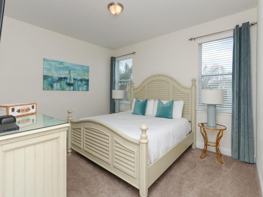 Hébergement de vacances Gorgeous Remo 8 Bedroom At Encore Next To