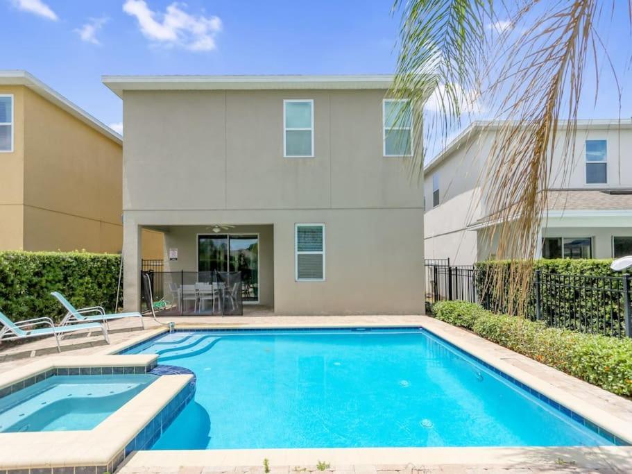 Hébergement de vacances Gorgeous Remo 8 Bedroom At Encore Next To Orlando
